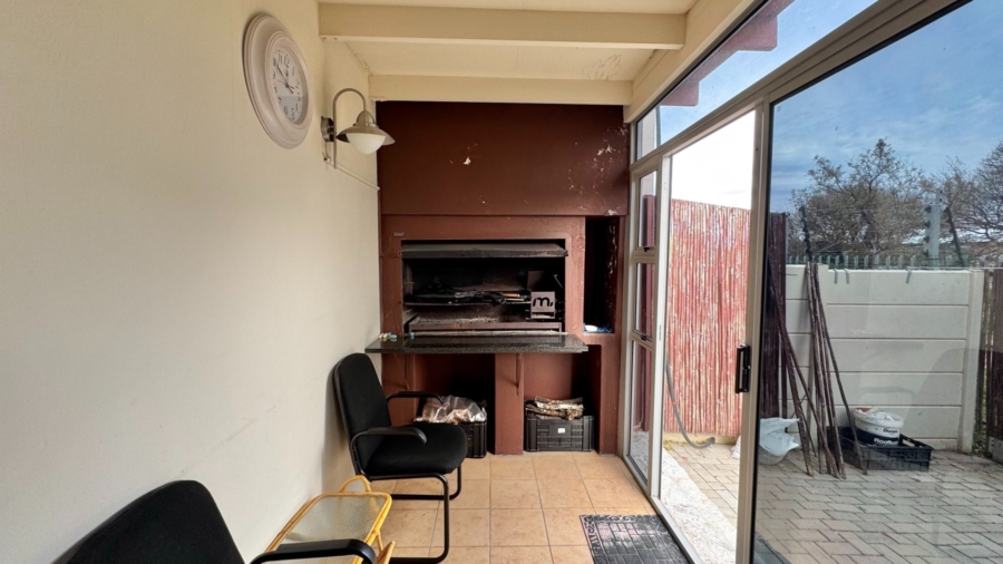 3 Bedroom Property for Sale in Fernwood Western Cape